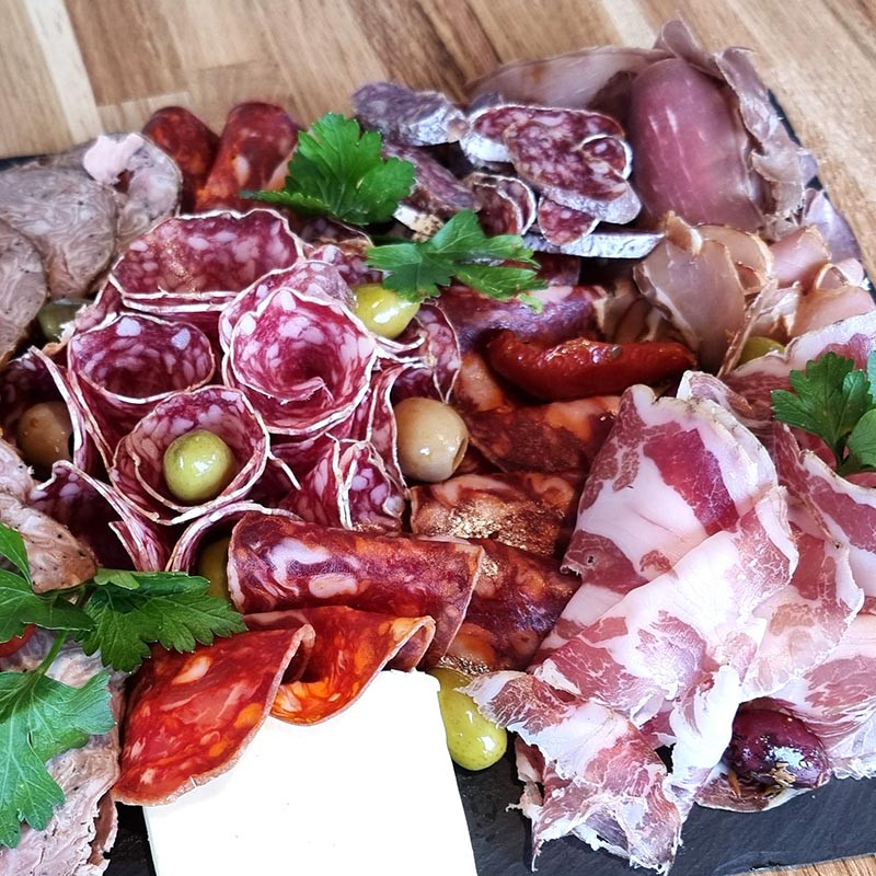 La Grande Planche Charcuterie